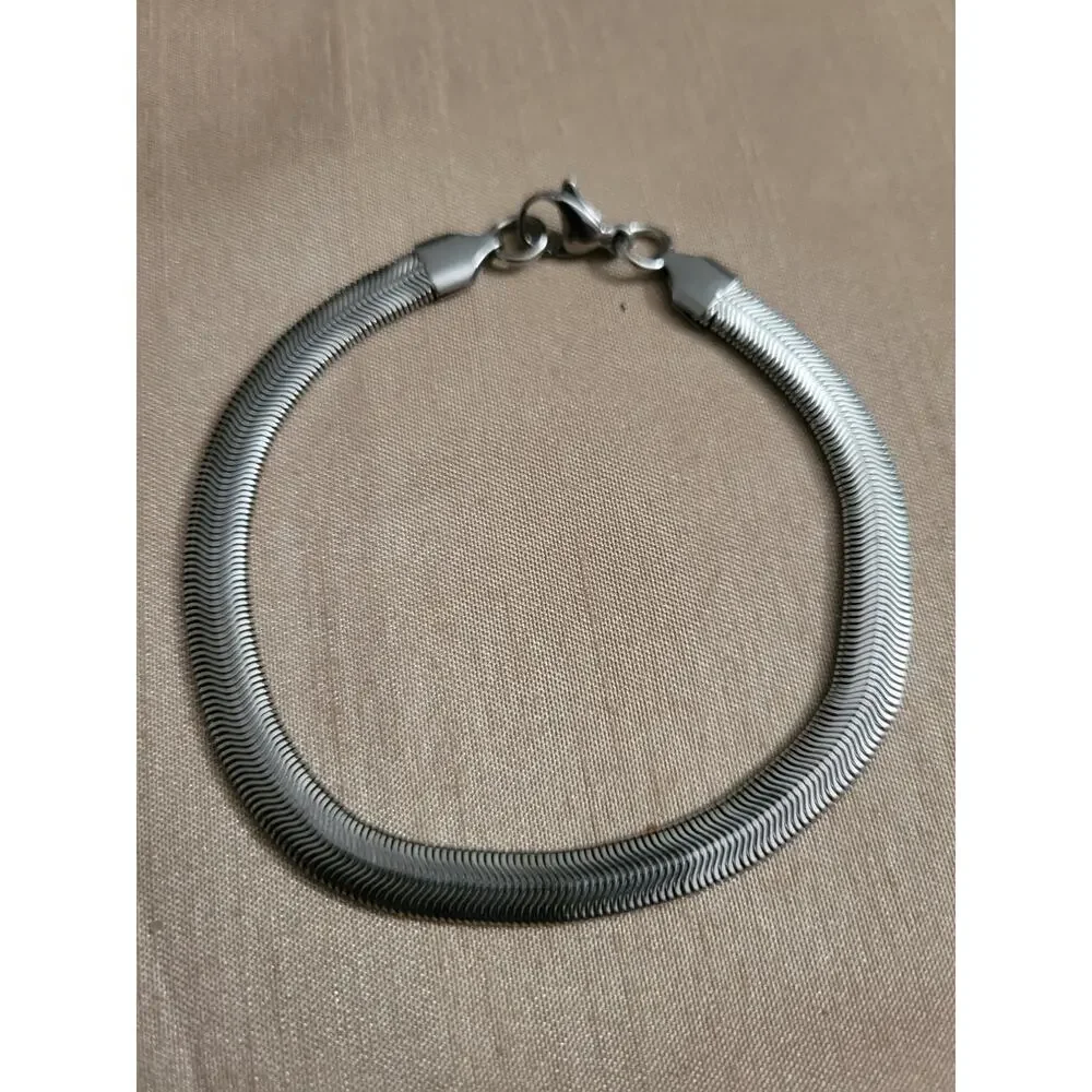 Stainless steel silver 3D snake chain bracelet, 6mm width, 7.8 inch length
